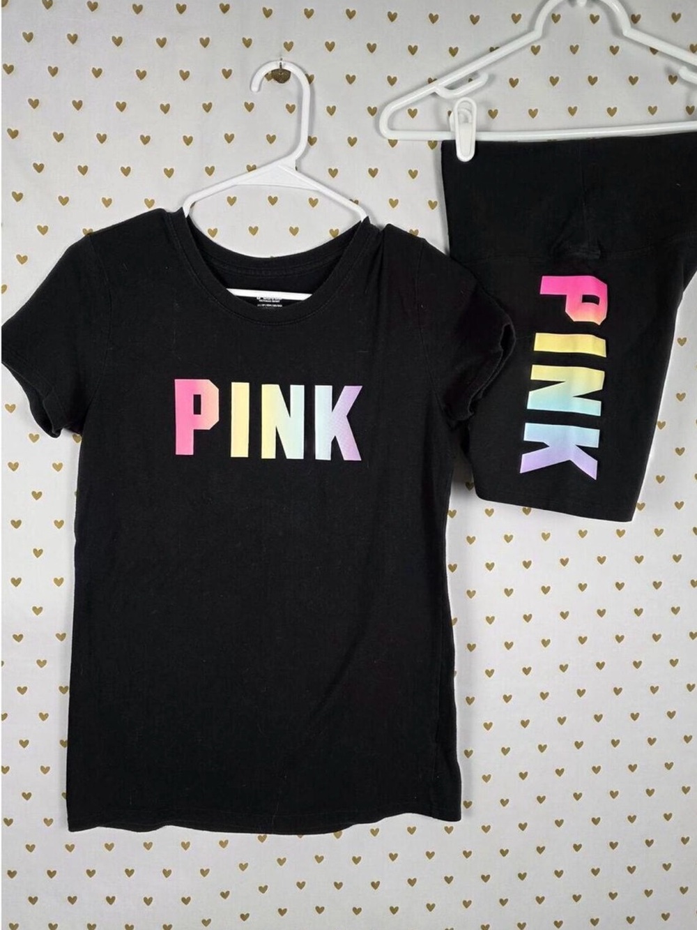 Victorias Secret PINK Tee Shirt
Bike Shorts SET 2pc Outfit
Rainbow Logo XS